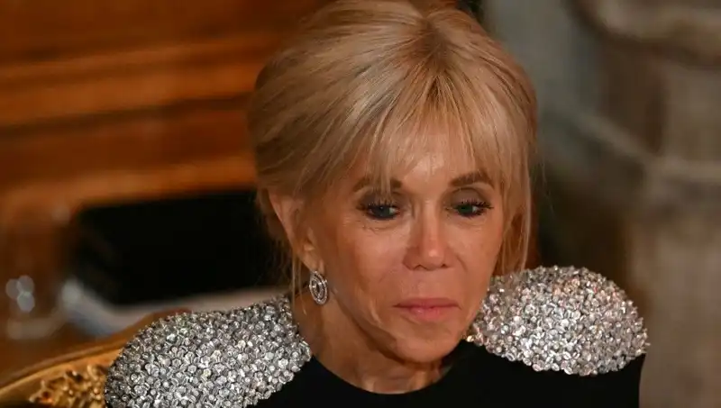 First Lady Davasında Şaşırtıcı Gelişme: "Erkek Olarak Doğdu" Yalanı Beraat Aldı