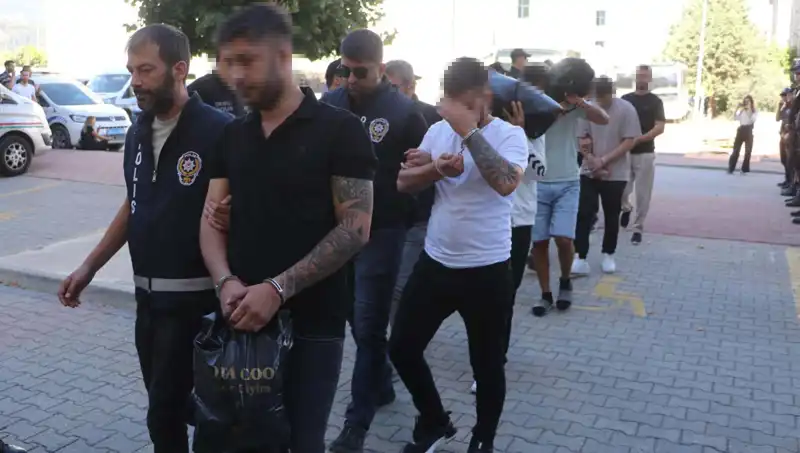 Sahte Eskort İlanlarıyla 12 Milyon Liralık Dolandırıcılık Skandalı Ortaya Çıktı