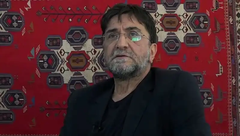 Nihat Genç Hayatını Kaybetti: Türk Medyasının Önemli İsimlerinden Biriydi