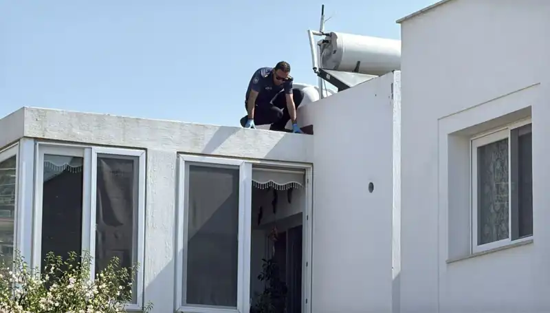 Bodrum’da Çatıdan Düşen Emekli Polis Ölümüyle Şok Etti