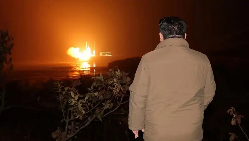 Kuzey Kore’nin Silah Programının Bedelini Amerikan Halkı Ödüyor!
