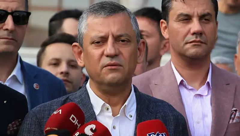 Özgür Özel, Bayram'ın Gerçek Yüzünü Açıkladı: "Bize Bayram Gibi Gelmedi"