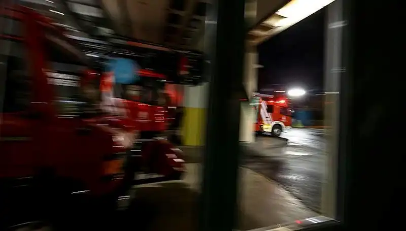 Konya'daki Büyük Yangında 4 Kişi Dumandan Etkilendi: Olayın Ayrıntıları