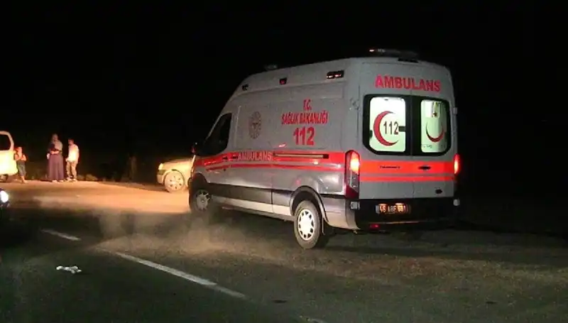 Motosiklet Kazasında Bir Kişi Hayatını Kaybetti, Diğeri Ağır Yaralı