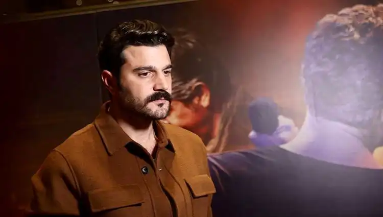 Murat Göğebakan: Kalbim Yaralı Dizisinin Oyuncuları ve Arkasında Yatan Hikaye