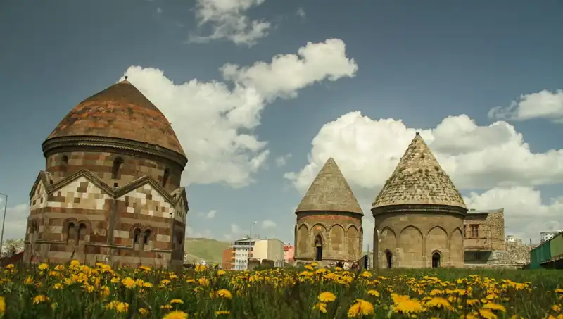 Erzurum: Tarih ve Kültür Dolu Destinasyonun Kapılarını Aralıyor!