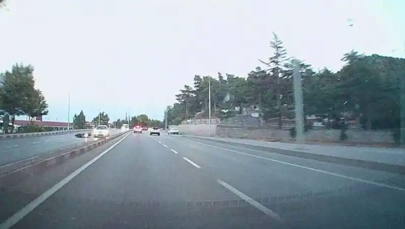 Otomobil ve Motosiklet Çarpıştı: Söz Konusu Yaralı Hastaneye Kaldırıldı